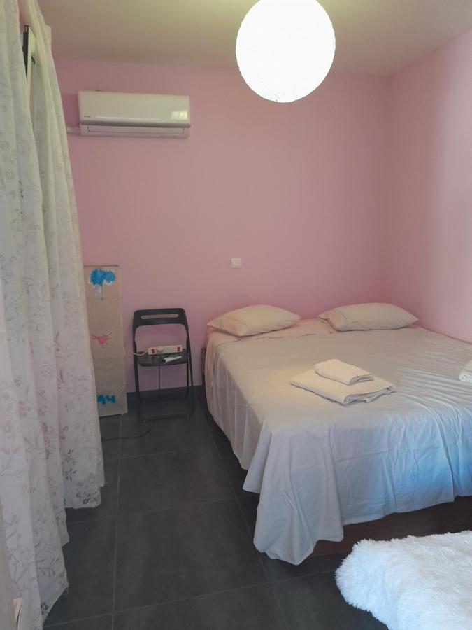 Bright top floor apartment! Zakynthos Buitenkant foto