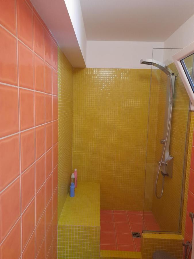 Bright top floor apartment! Zakynthos Buitenkant foto